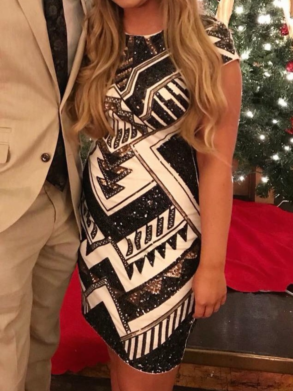 Black & White Sequin Geometric Cocktail Dress - Picture 8 of 8